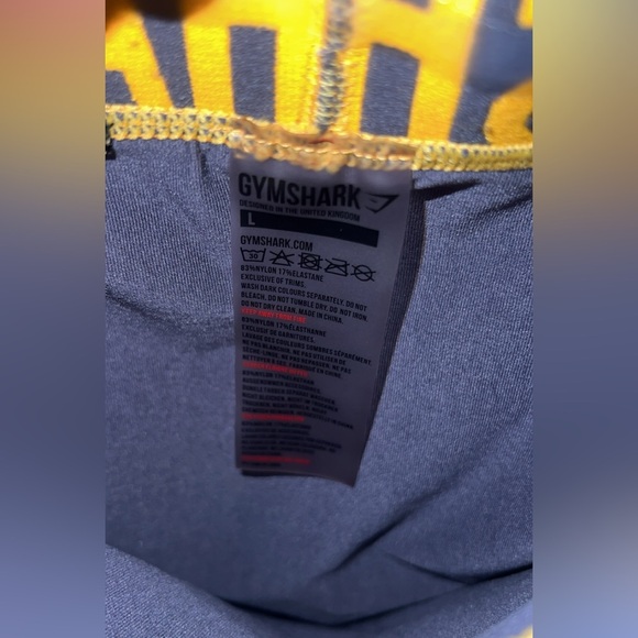 Gymshark grey logo waistband for seamless leggings!💛 - Picture 2 of 4